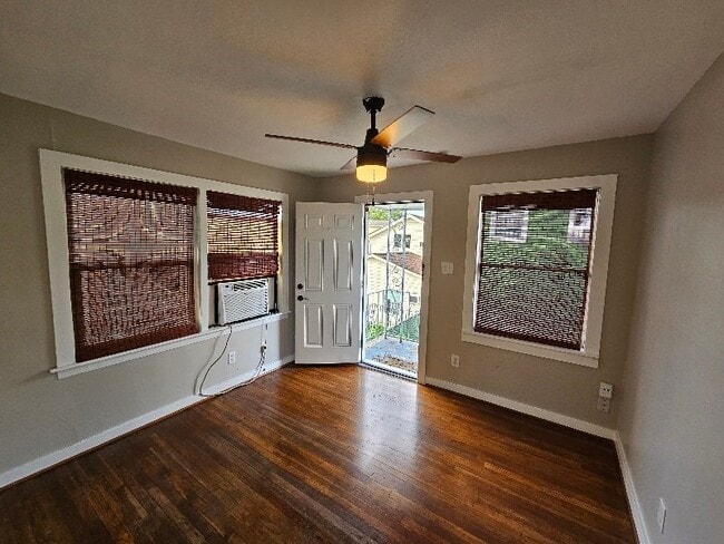 Photo - 1621 Wesley St Apartment