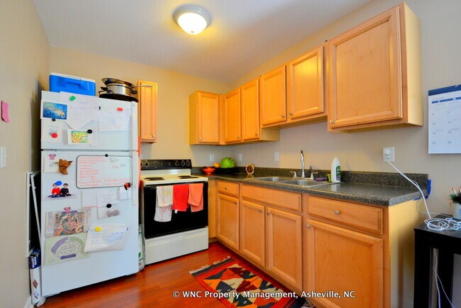 Foto del edificio - 95 Rutherford Rd