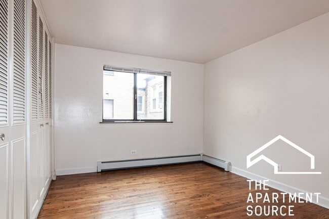 Foto del edificio - 6011 N Winthrop Ave