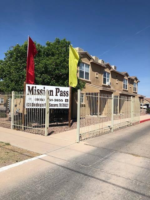 Foto del edificio - Mission Pass Townhomes