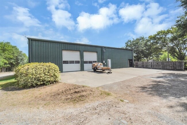 Building Photo - 3315 Eula Morgan Rd