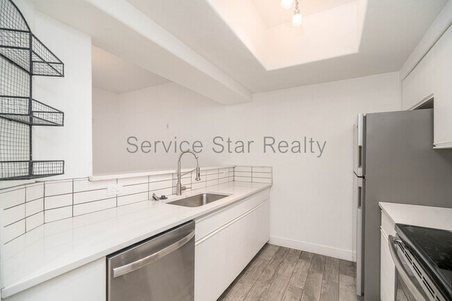 Foto del edificio - 3434 E Baseline Rd