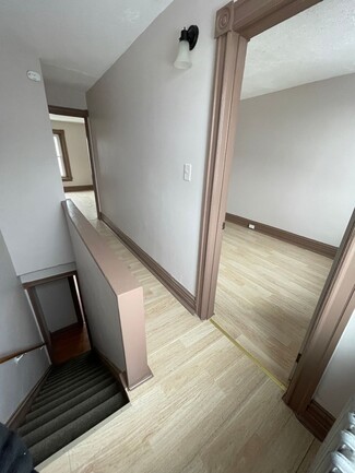 Building Photo - 543 Washington St