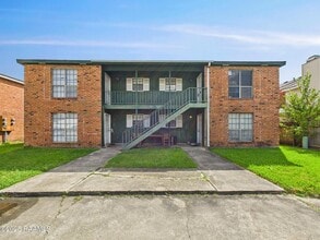 Building Photo - 114 Hummingbird Ln