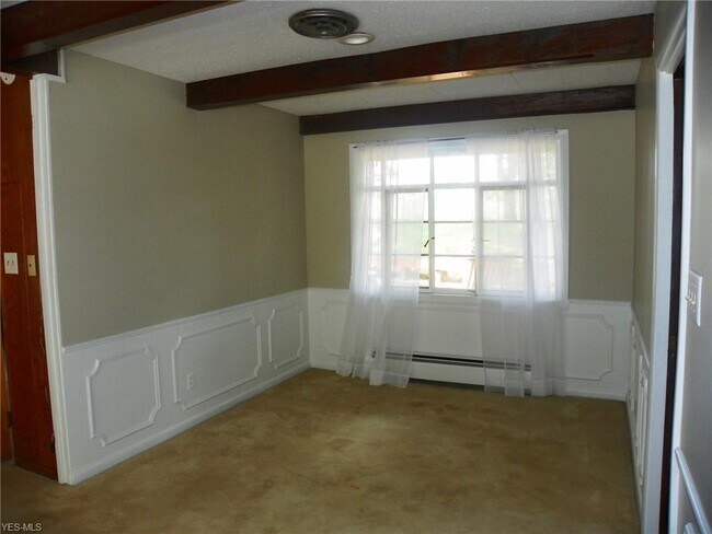 Foto del edificio - 6402 W Ridgewood Dr