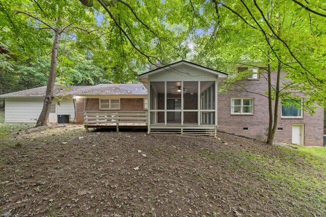 Building Photo - 729 Thornwood Pl