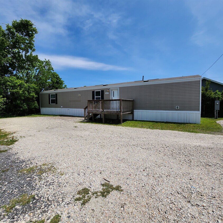 Foto principal - 2 br, 2 bath Mobile Home - 6401 Lois Street