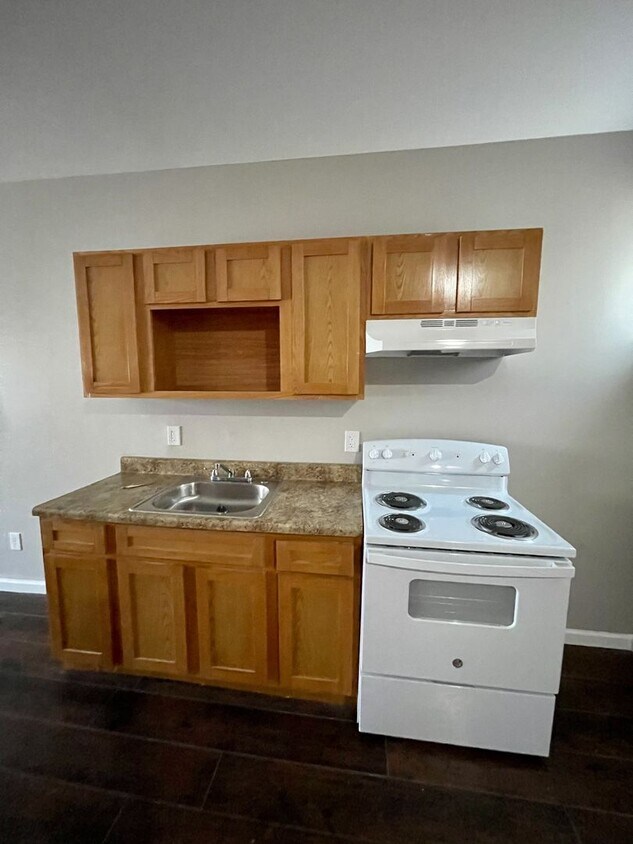Foto principal - 908 E Schiller St