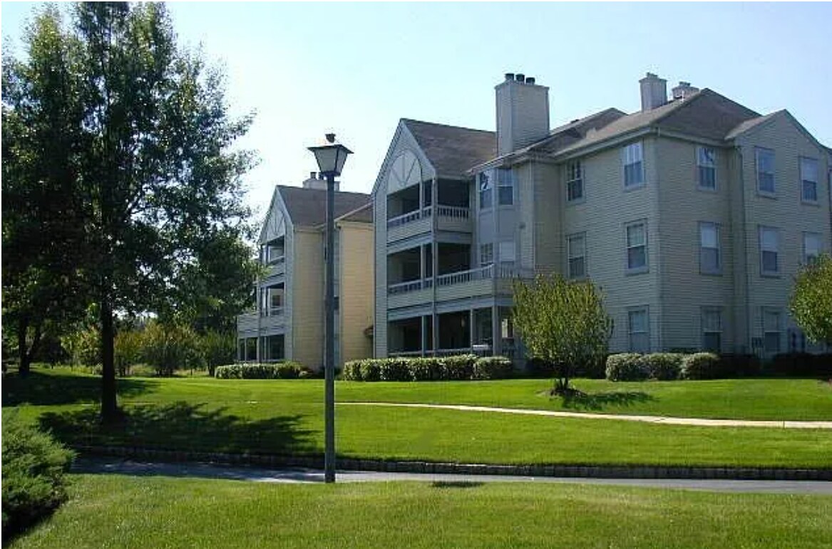 Foto principal - 115 Cascade Ct