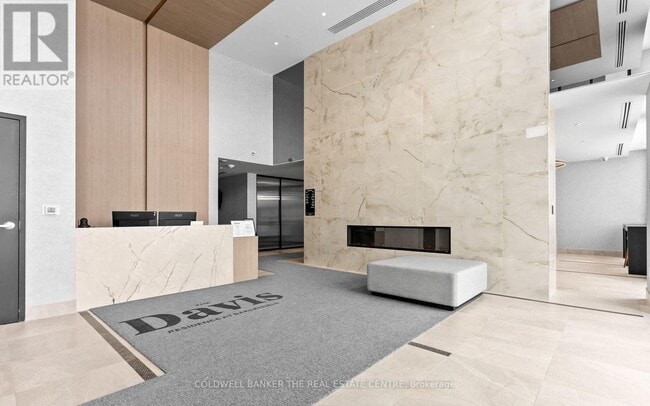 Building Photo - 185 Deerfield Rd