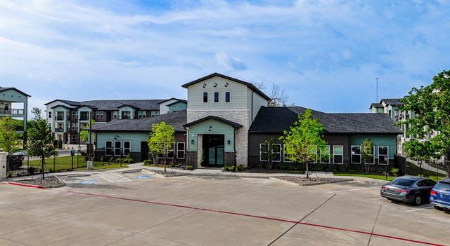 Foto del edificio - 4600 E McKinney St