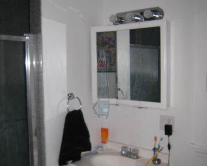 Primary Photo - 38 Newton St