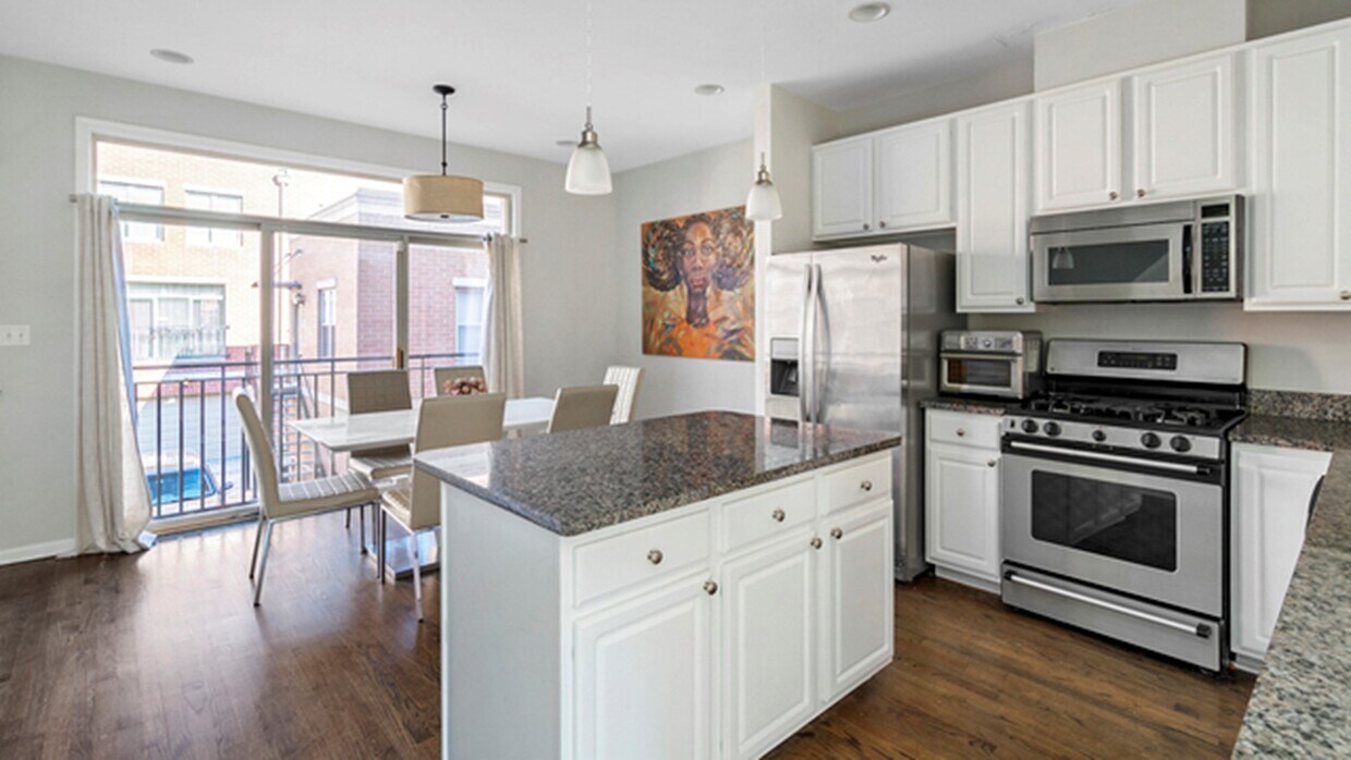 Foto principal - 720 W Evergreen Ave