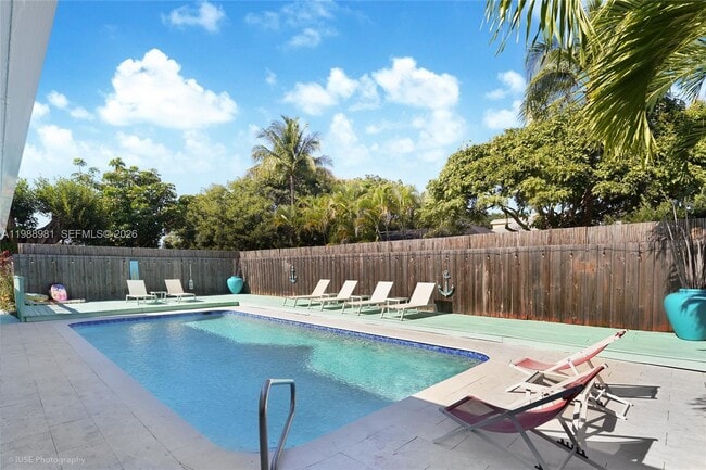 Photo - 212 SW 1st Ave, Hallandale Beach FL 33009- Apartment