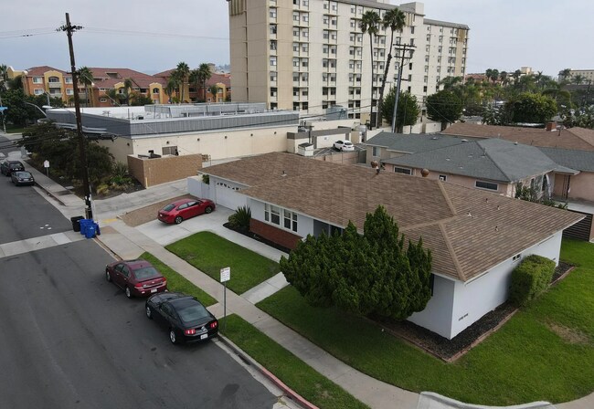 Foto del edificio - 5071-5073 55th St