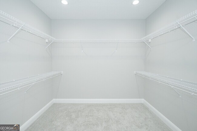 Building Photo - 227 The Villas Wy