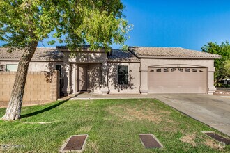 Building Photo - 2221 E Union Hills Dr