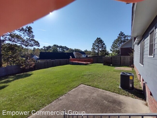 Building Photo - 3 br, 2.5 bath House - 5642 Kingstree Drive