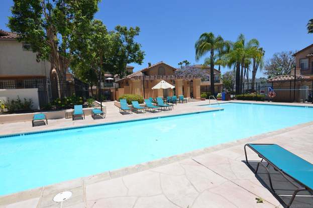 Building Photo - 11376 Via Rancho San Diego