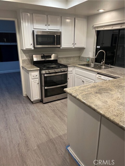 Foto del edificio - 28 Daybreak