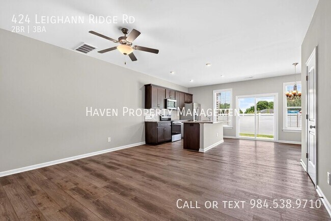 Foto del edificio - 424 Leighann Ridge Ln