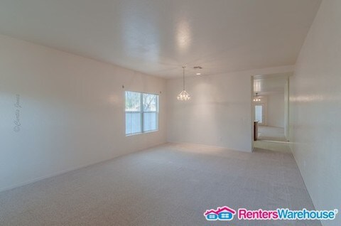 Building Photo - 3103 W Roberta Dr
