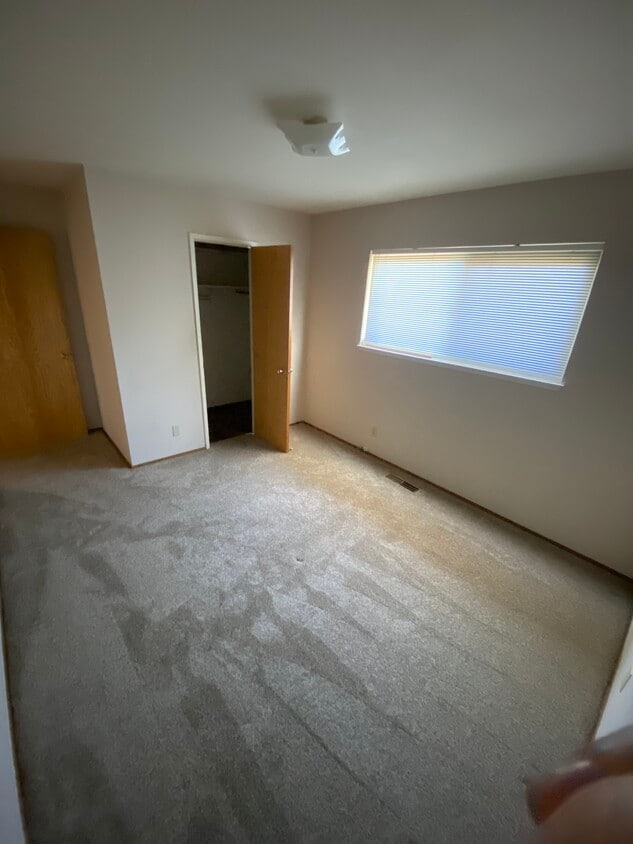 Foto principal - 845 32nd Ave