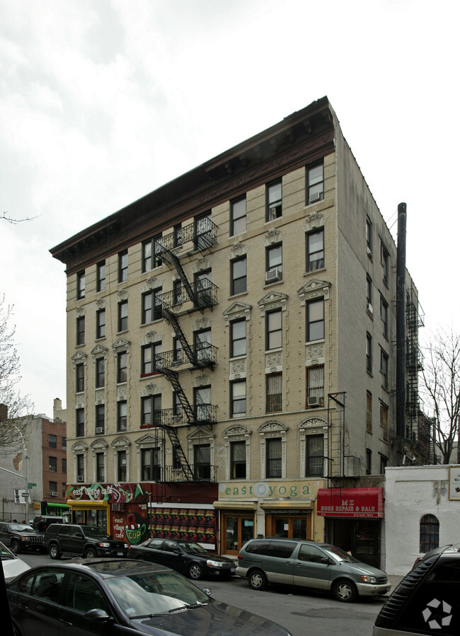 Building Photo - 212 Avenue B