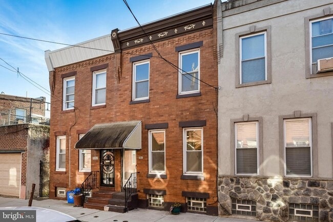 Building Photo - 3061 Livingston St