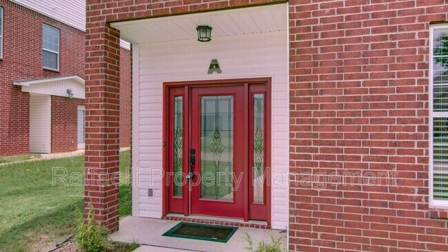 Foto del edificio - 2 Fernwood Dr