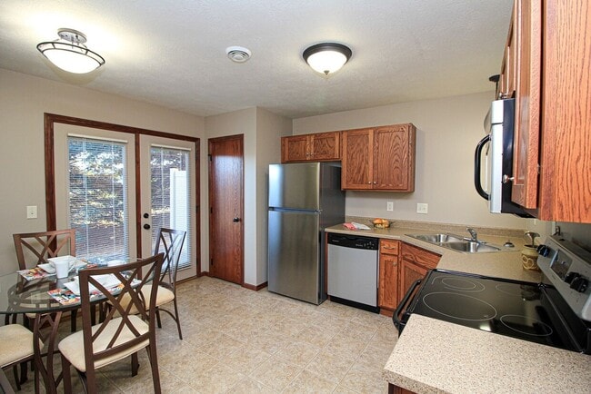Building Photo - Boulder Creek Apartments