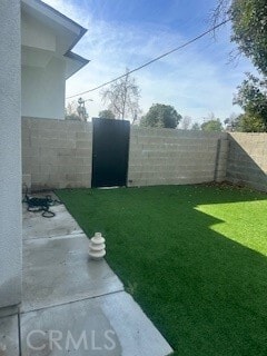 Building Photo - 6506 N White Oak Ave