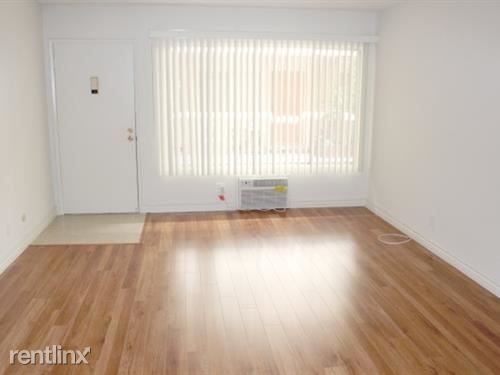 Foto del edificio - 1025 S Holt Ave