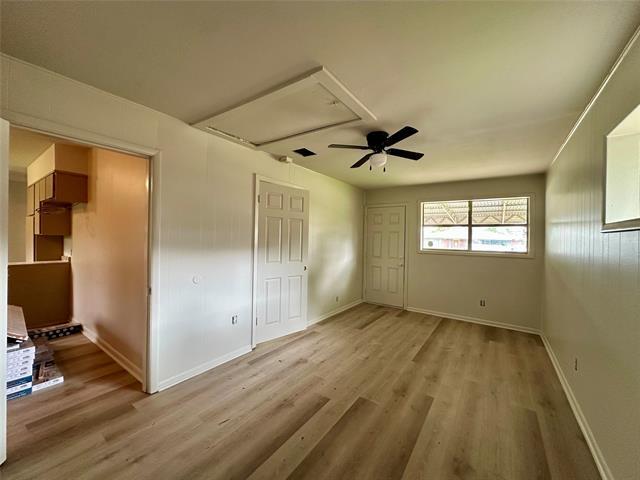 Foto del edificio - 1015 Pine Tree Dr