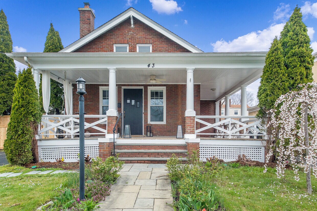 Primary Photo - 43 Wainwright St