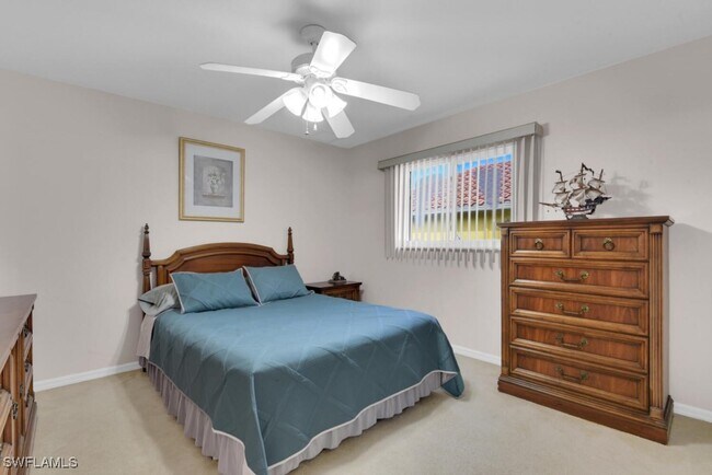Foto del edificio - 4307 Pelican Blvd