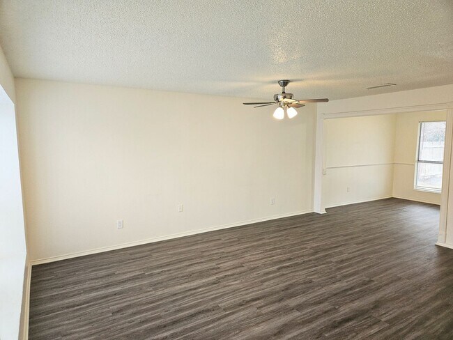 Foto del edificio - Nice 2 Story 4 Bedroom Home in Keller ISD