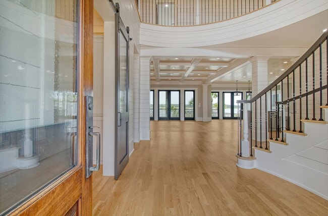 Foto del edificio - 4 Bedroom 4.5 Bath Home in Dunes West - Mt. Pleasant