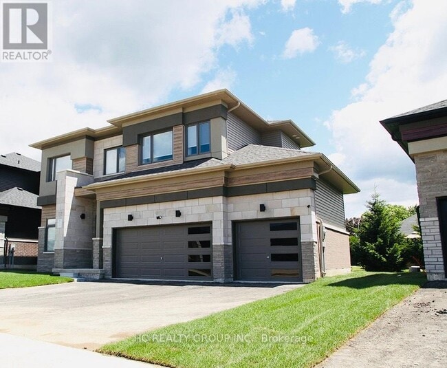Building Photo - 3729 LAKEPOINT Dr