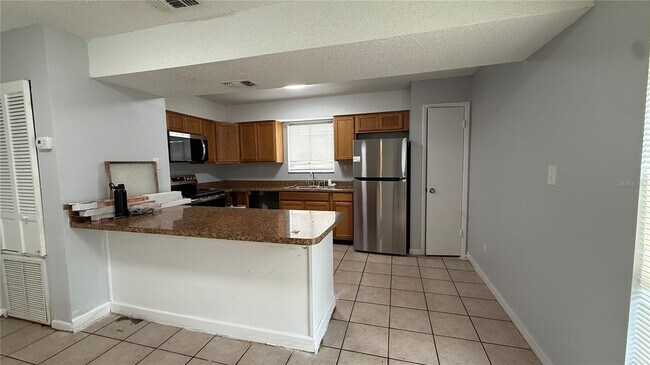 Foto del edificio - 4367 Shadow Crest Pl