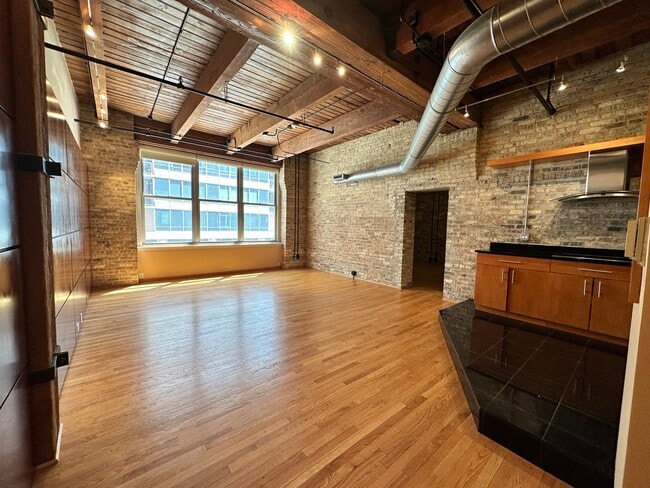Building Photo - 540 N Jean Baptiste Pointe du Sable Lake Shore Dr