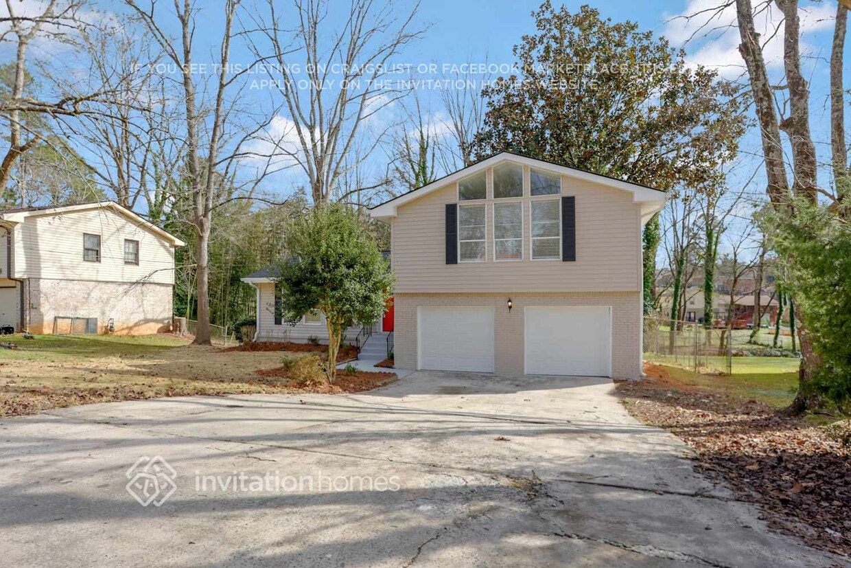 Primary Photo - 2290 Emerald Springs Dr