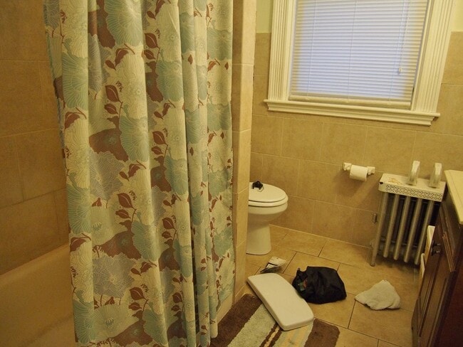 Foto del edificio - Sunny Spacious 4 Bedroom