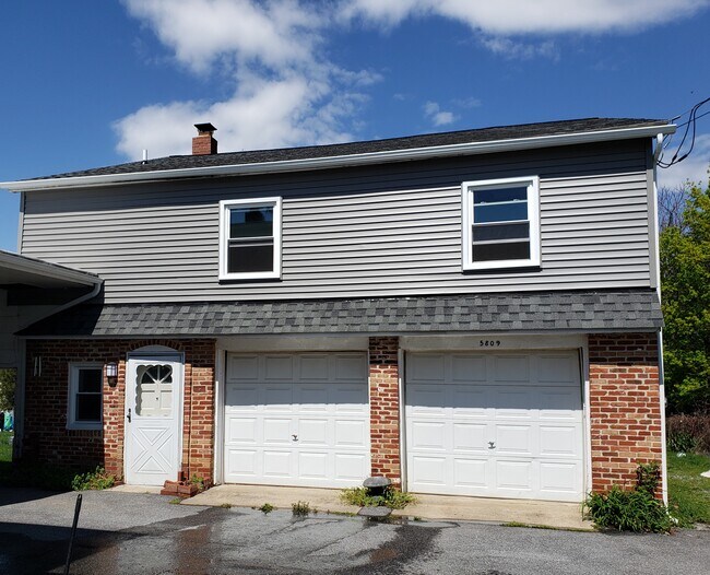 Entrance (no access to garage bays) - 5809 Bartonsville Rd
