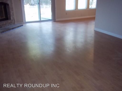 Building Photo - 4263 Chinquapin Way