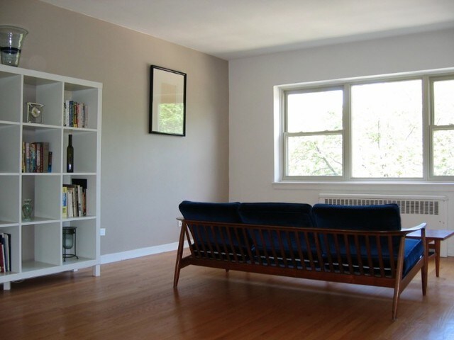 Primary Photo - 201 Custer Ave