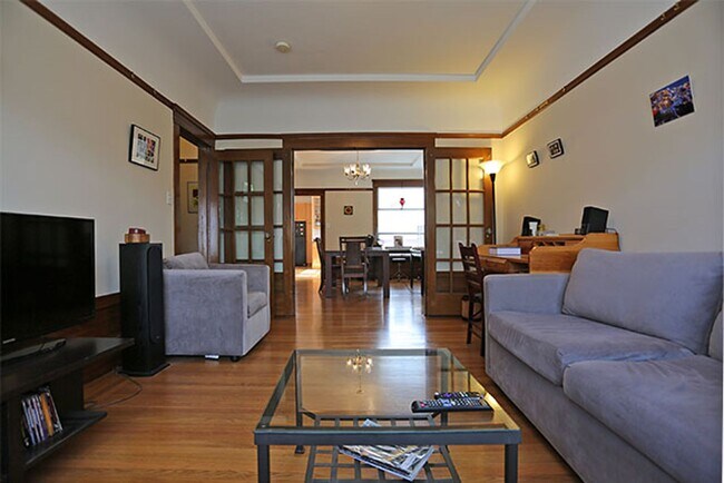 Foto del edificio - 1120 Shrader St