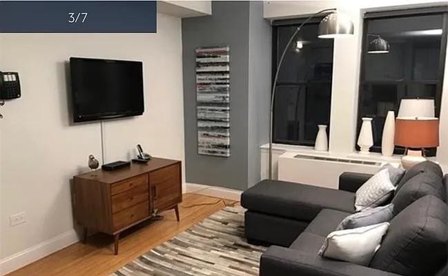 Foto del edificio - 150 W 51st St