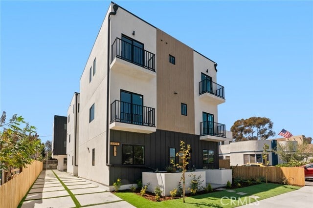 Foto principal - 2637 S Garth Ave