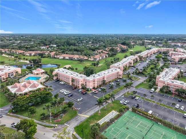 Foto del edificio - 175 Turtle Lake Ct